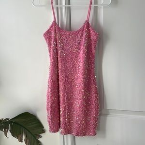 lucy in the sky pink sequin body con dress. size small. never worn